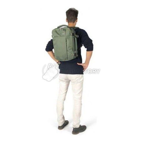 Сумка-рюкзак Tucano TUGO' M CABIN 15.6 Green (BKTUG - M - V)