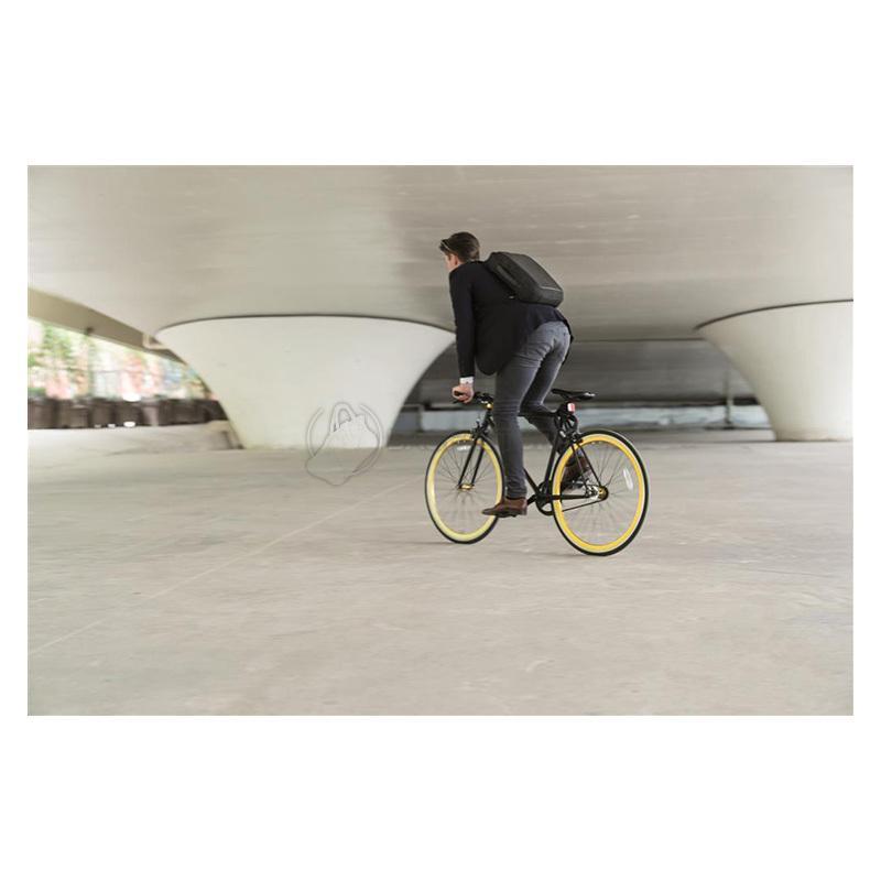 Міський рюкзак XD Design Bobby Bizz Анти-злодій 15,6'' 10 л Black (P705.571)