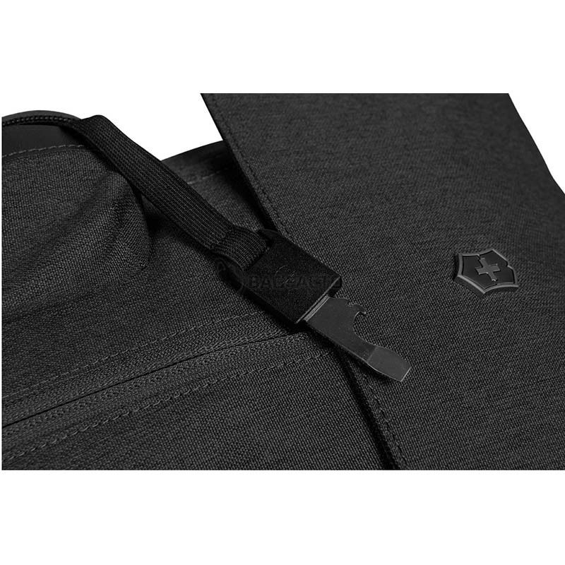 Міський рюкзак Victorinox Travel ALTMONT Classic Black Flapover Laptop з відділ ноут.15