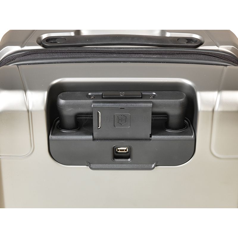 Валіза на 4 колесах Victorinox Travel LEXICON Titanium S з USB 34л (Vt602104)