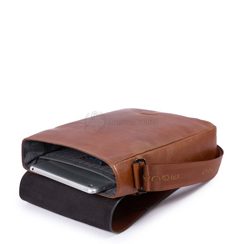 Чоловіча сумка Piquadro BK SQUARE D.Brown з відділ. для iPad (CA1593B3_TM)