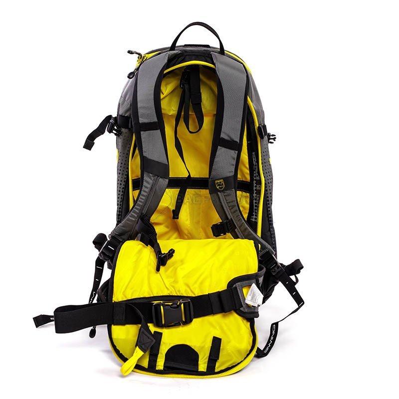 Спортивний рюкзак Pieps Track 25 Black (PE 112821.Blk)