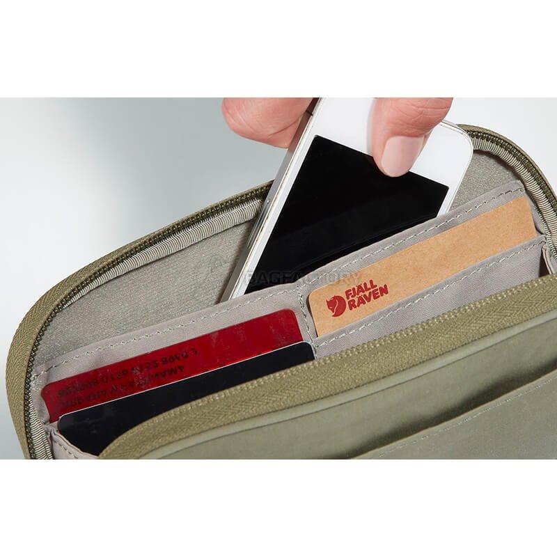Гаманець Fjallraven Kanken Travel Wallet Frost Green (23781.664)