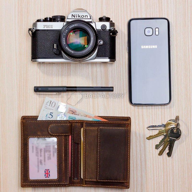 Портмоне чоловіче шкіряне Visconti Rifle Коричневий (709 OIL TAN)