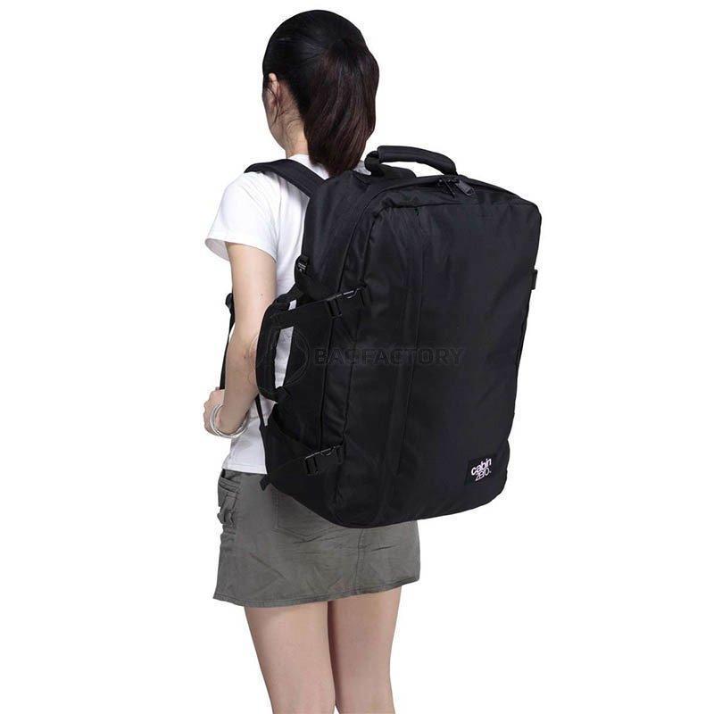 Сумка-рюкзак CabinZero Classic 44L Absolute Black з відділ. д/ноутбука 15