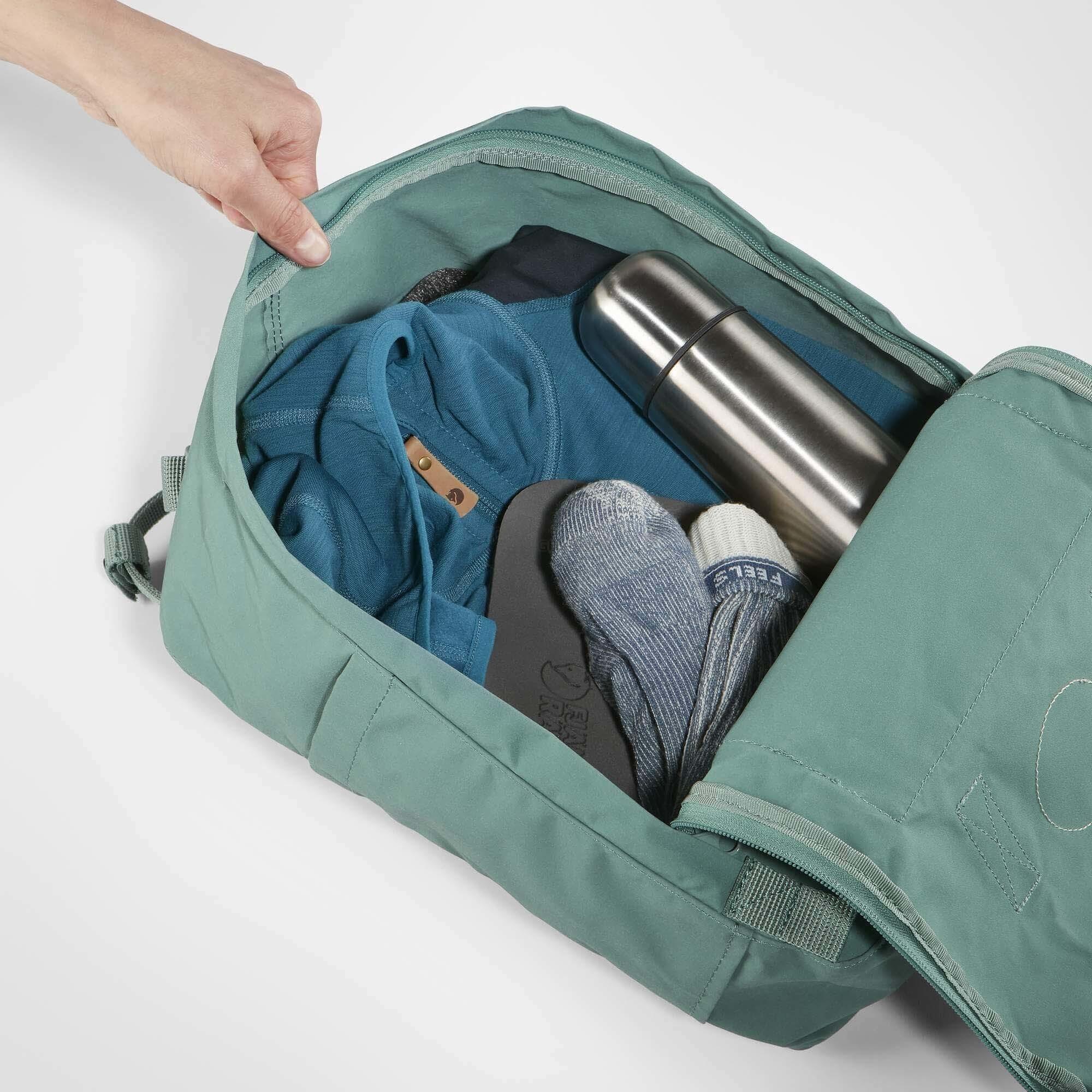 Міський рюкзак Fjallraven Kanken Ox Red - Goose Eye 16л (23510.326-908)