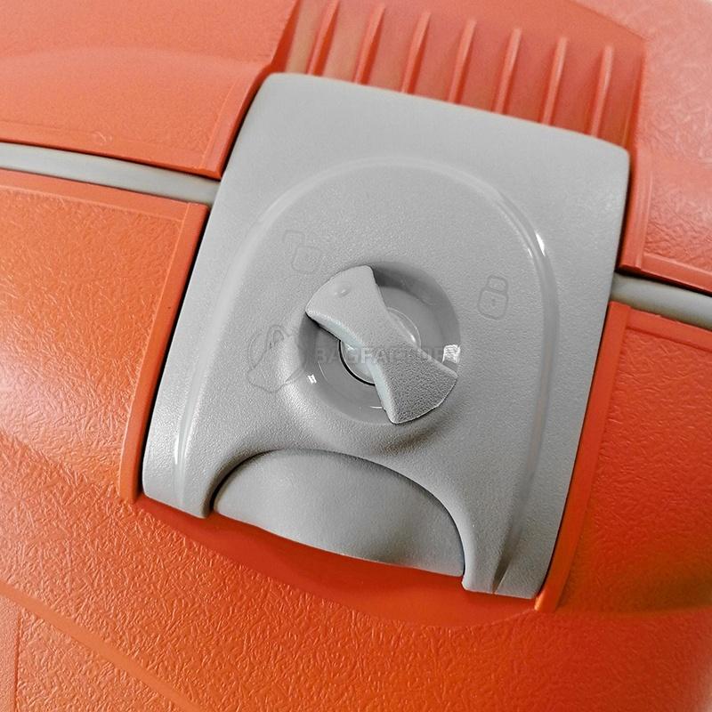 Валіза на 4-х колесах Roncato Light Помаранчева (500712 52)