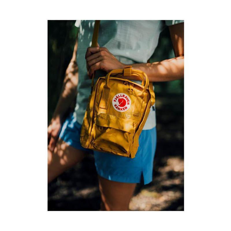 Наплічна сумка Fjallraven Kanken Sling Ochre (23797.160)