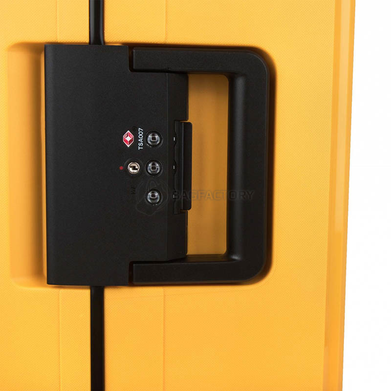 Валіза на 4 колесах Travelite Terminal Yellow S (TL076047 - 89)