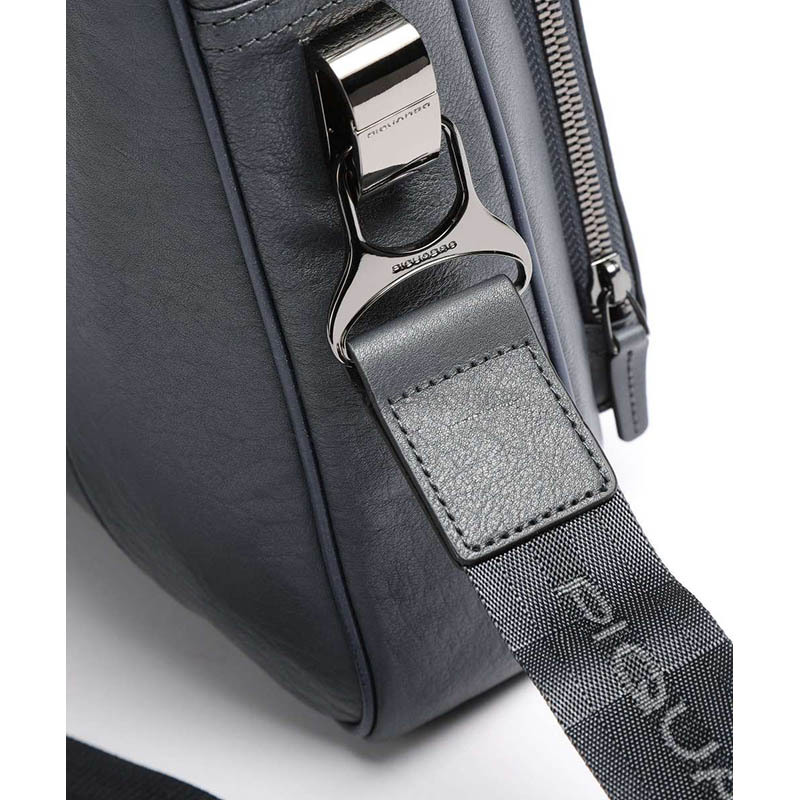 Чоловіча шкіряна сумка Piquadro Black Square O.Blue з відділ. для ноут 15