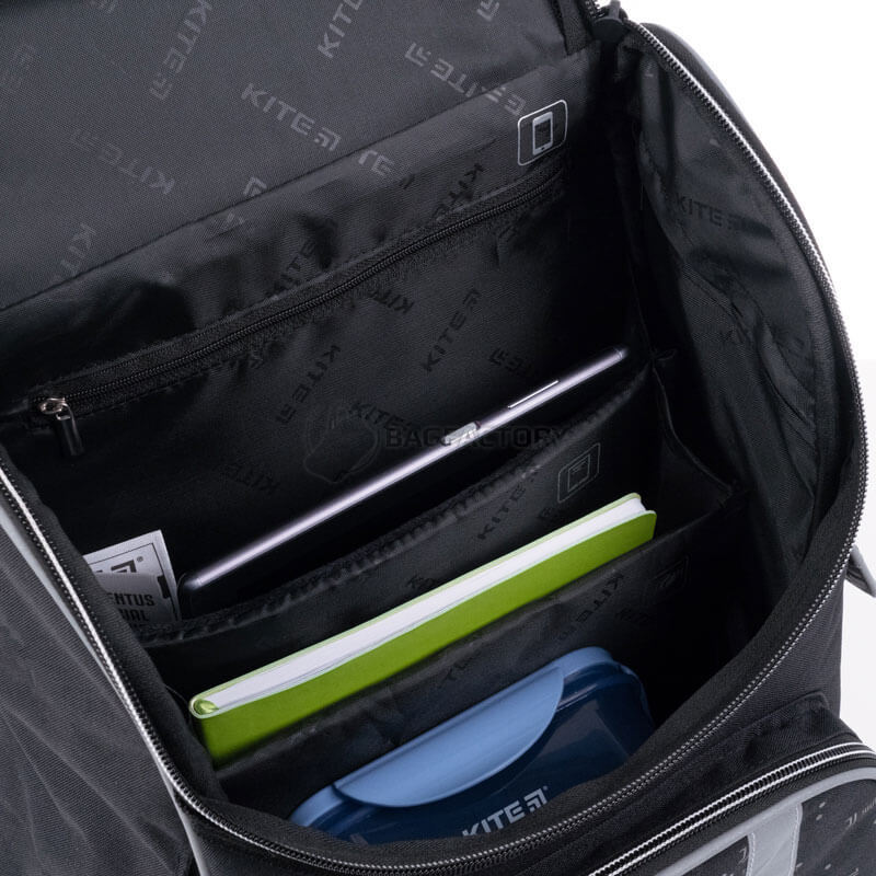 Шкільний рюкзак Kite Education FC Juventus каркасний Чорний 11.5л (JV21 - 501S)