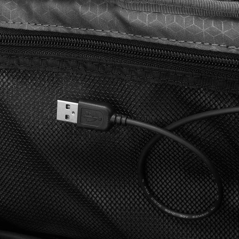 Міський рюкзак-ручная поклажа Hedgren Commute Чорний/Мілітарі 45л (HCOM07/163-01)