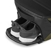 Міський рюкзак-ручная поклажа Hedgren Commute Чорний/Мілітарі 45л (HCOM07/163-01)