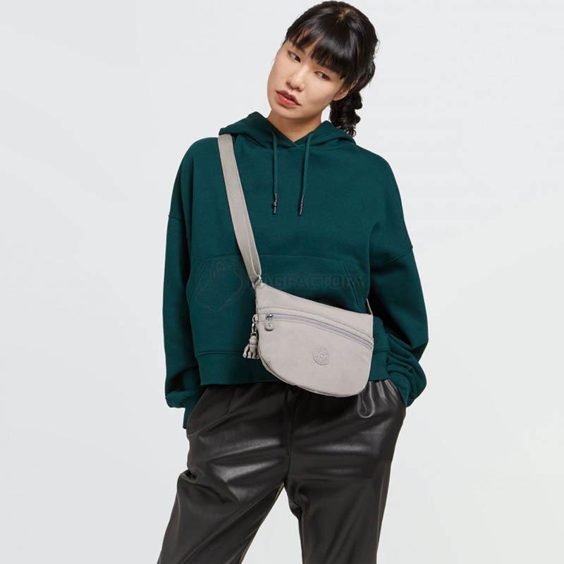 Жіноча сумка Kipling Arto S Grey Gris 3л (K00070_89L)