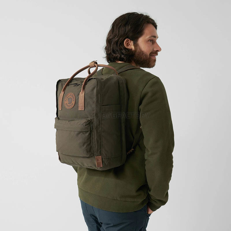 Міський рюкзак Fjallraven Kanken No.2 Laptop 15