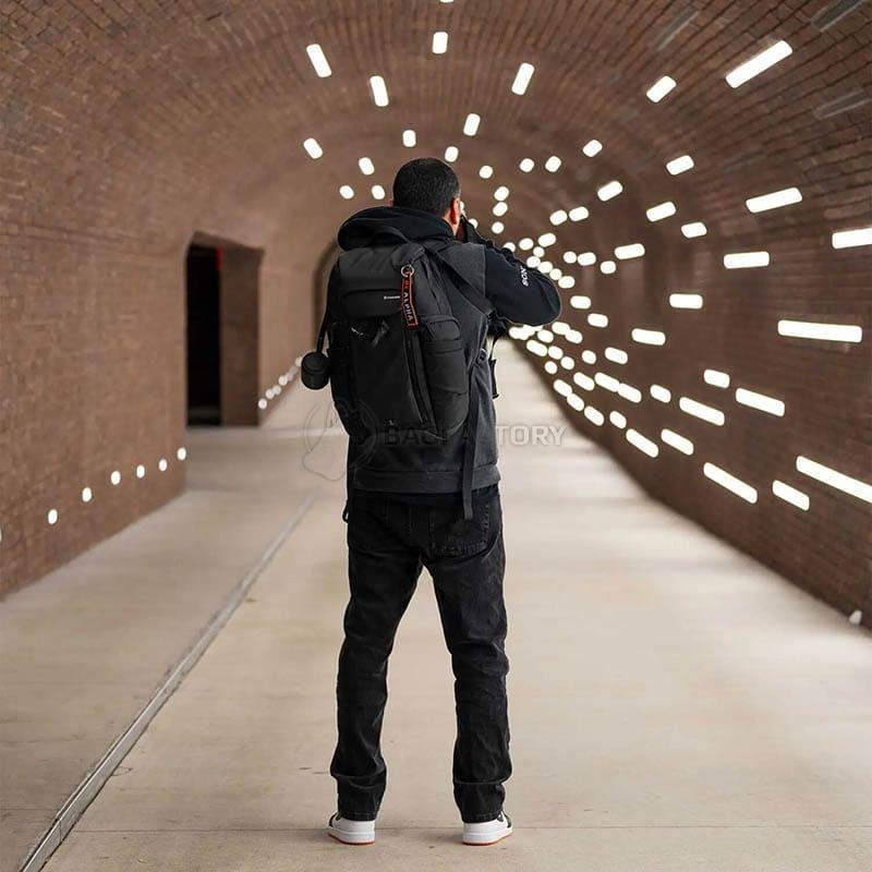 Міський рюкзак для фотокамери Vanguard VEO Adaptor R48 Black 20л (DAS301755)