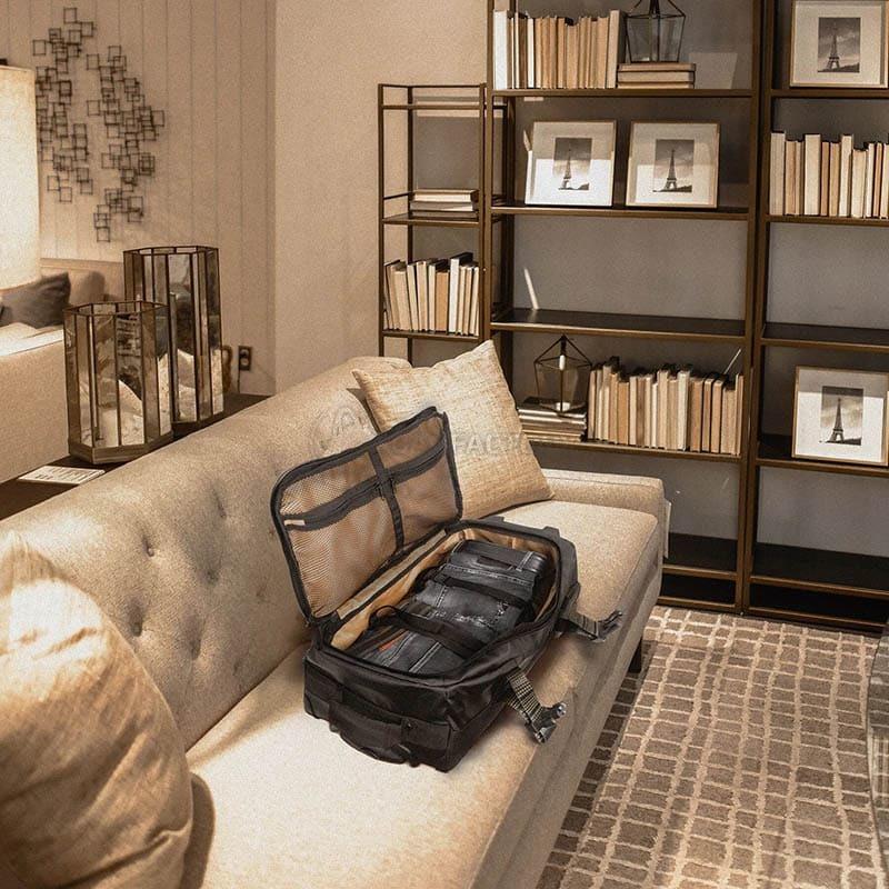 Дорожня сумка-дафл на колесах CAT Signature 42L S Чорний (84149;01)