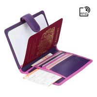 Обкладинка для паспорта Visconti RB75 Sumba Berry Multi (RB75 BERRY M)