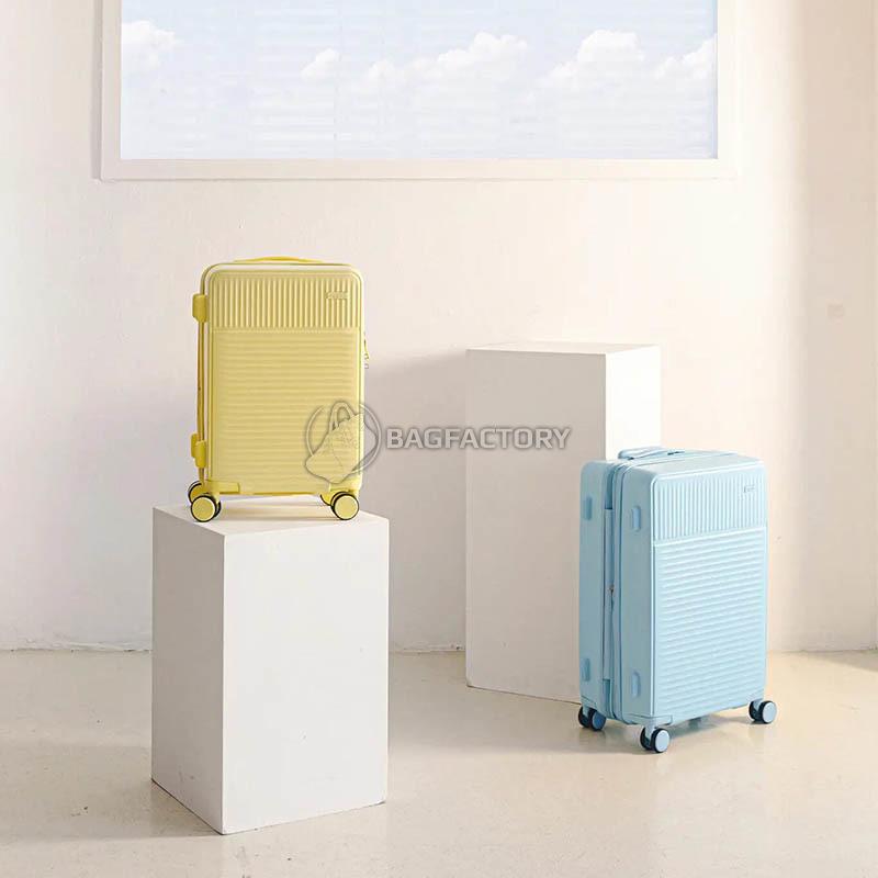 Валіза Heys Pastel L Blue 116л (930414)