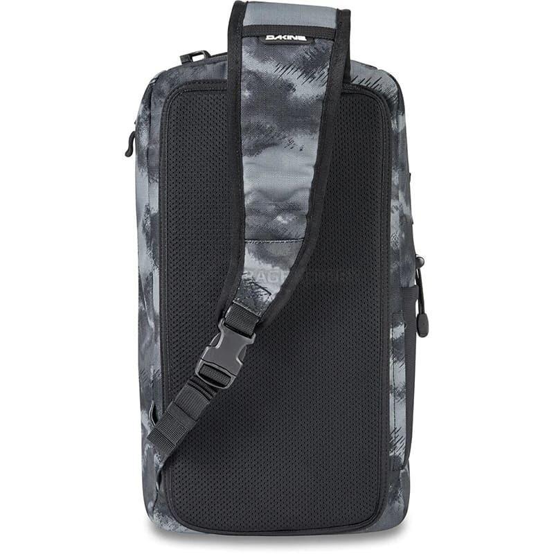 Міський рюкзак Dakine Mission Surf DLX Wet/Dry Sling Pack 15L Dark Ashcroft Camo (610934331950)