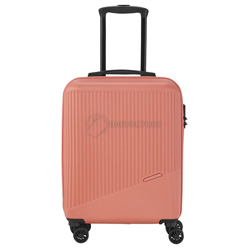 Чемодан на 4 колесах Travelite Bali Coral S 34л (TL072347-88)