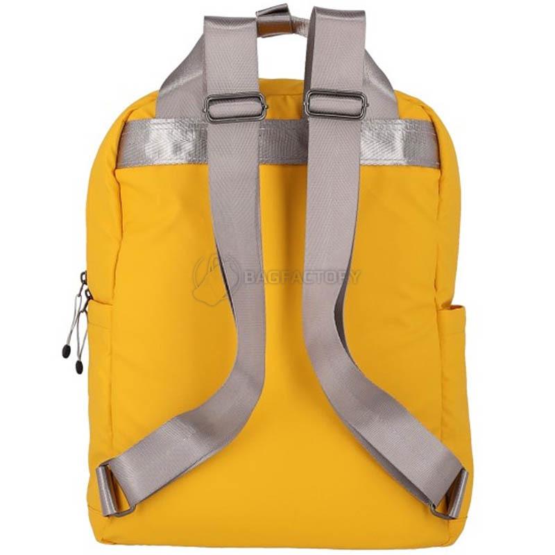 Міський рюкзак Travelite Basics Yellow 11л (TL096319-89)