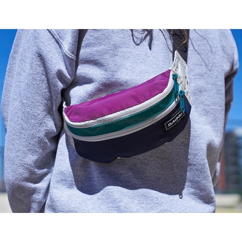 Поясна сумка Dakine Classic Hip Pack 0.7L Crescent Floral (610934378795)