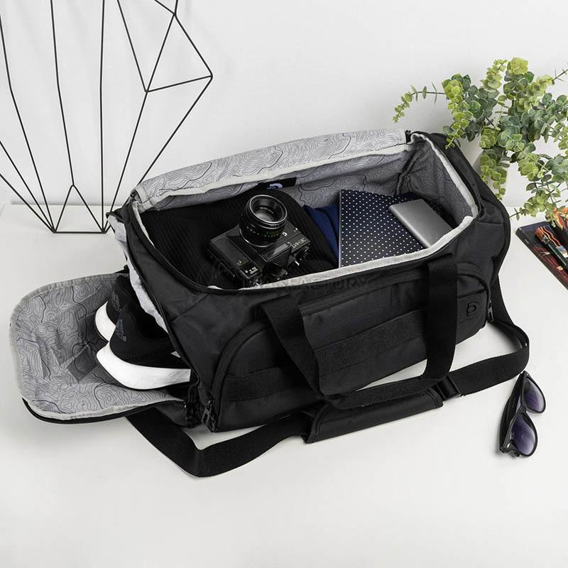 Дорожня сумка Discovery Downtown 33L Чорний (D00960-06)