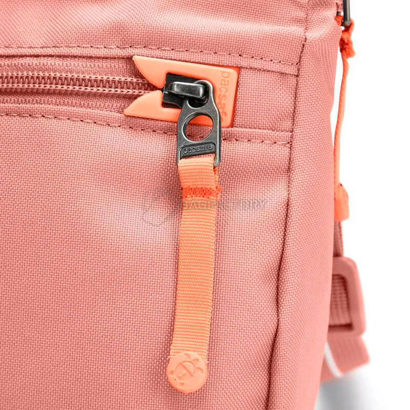 Жіноча сумка антизлодій Pacsafe GO Saddle Crossbody 6 ст. захисту 7 л Рожевий (35140340)