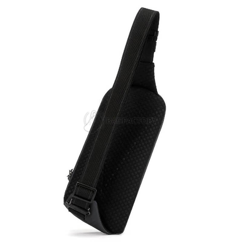 Чоловіча сумка через плече антизлодій Pacsafe Vibe 150 Sling Pack 2.5л Графітовий/Чорний (60161144)