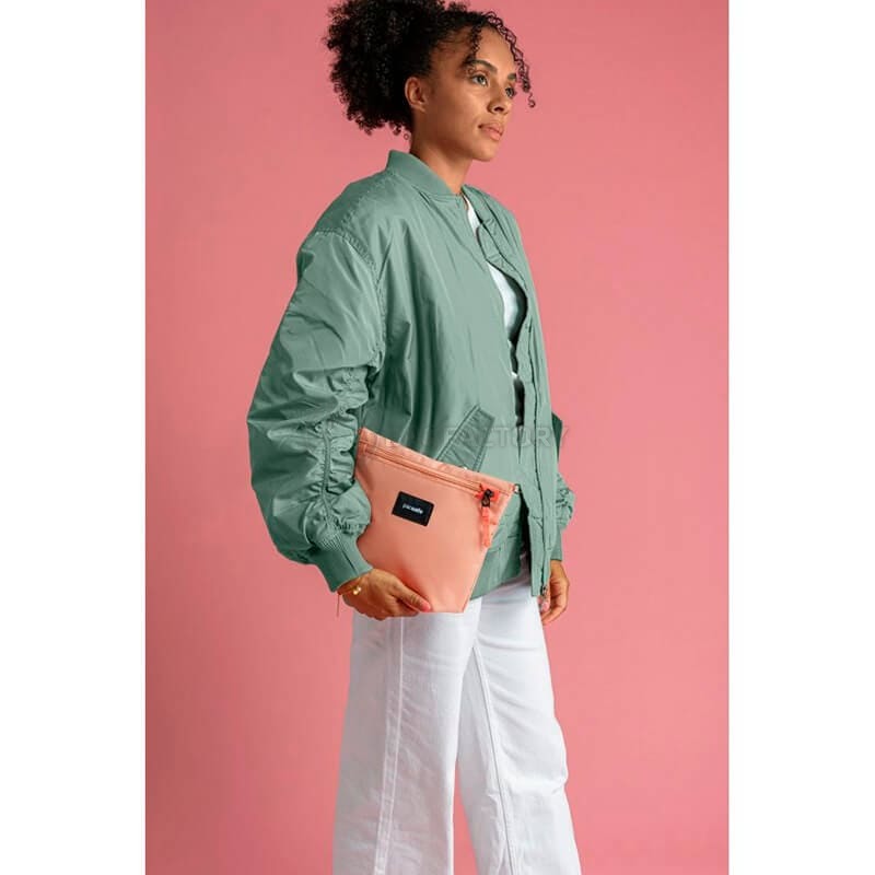 Жіноча сумка антизлодій Pacsafe GO Crossbody Pouch 4 ст. захисту 3.5 л Рожевий (35125340)