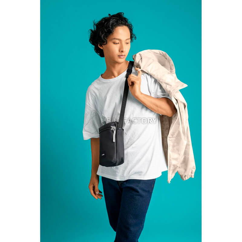 Сумка через плече антизлодій Pacsafe GO Festival Crossbody 5 ст. захисту 4.5 л Чорний (35170130)