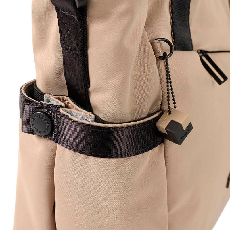 Жіноча сумка Hedgren Nova Galactic 17л Stone Beige (HNOV05/220-01)