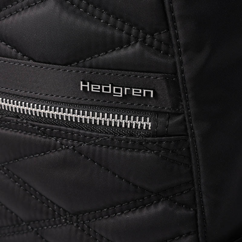 Міський рюкзак Hedgren Inner City Vogue XXL 14.4 л Full Quilt Black (HIC11XXL/867-01)