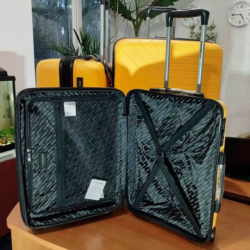 Валіза на 4-х колесах Swissbrand Eden S 43/49л Yellow (DAS302506)