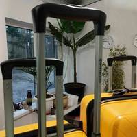 Валіза на 4-х колесах Swissbrand Eden S 43/49л Yellow (DAS302506)