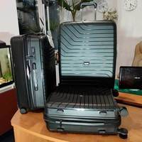 Валіза на 4-х колесах Swissbrand Eden L 115/132л Black (DAS302505)