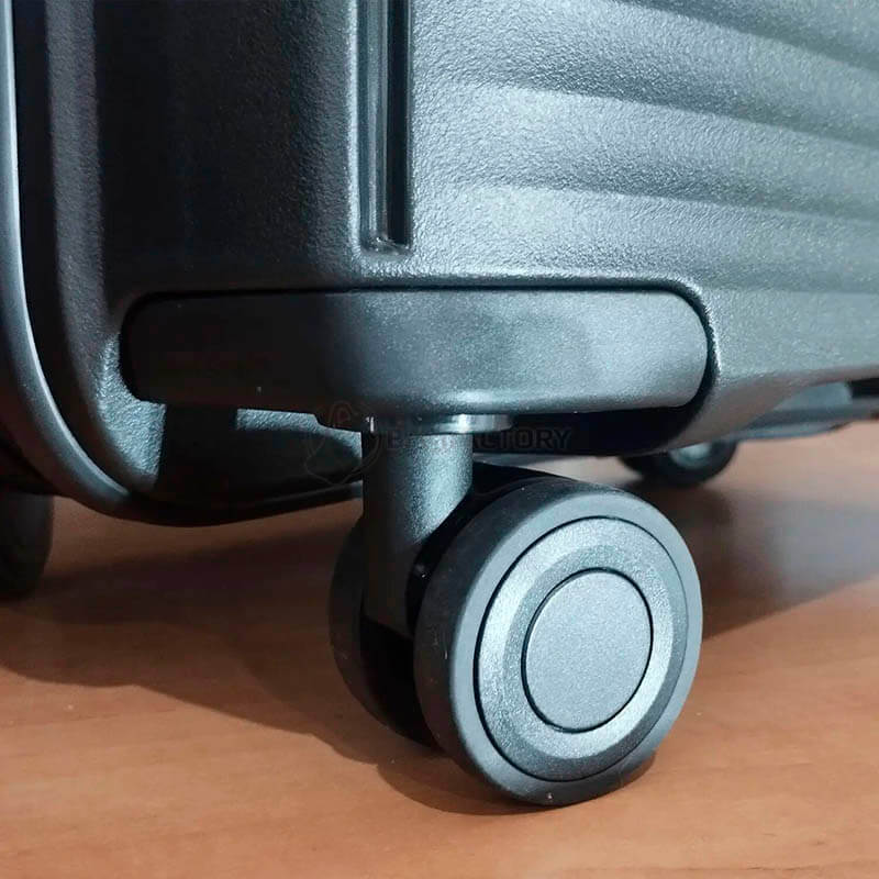 Валіза на 4-х колесах Swissbrand Malden S 42/48л Black (DAS302533)