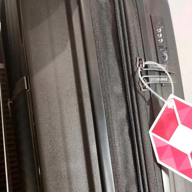 Валіза на 4-х колесах Swissbrand Malden S 42/48л Black (DAS302533)