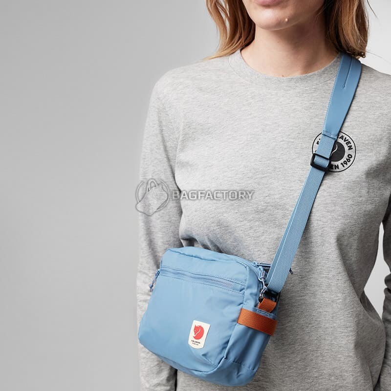Наплічна сумка Fjallraven High Coast Crossbody 3л Clay (23227.221)