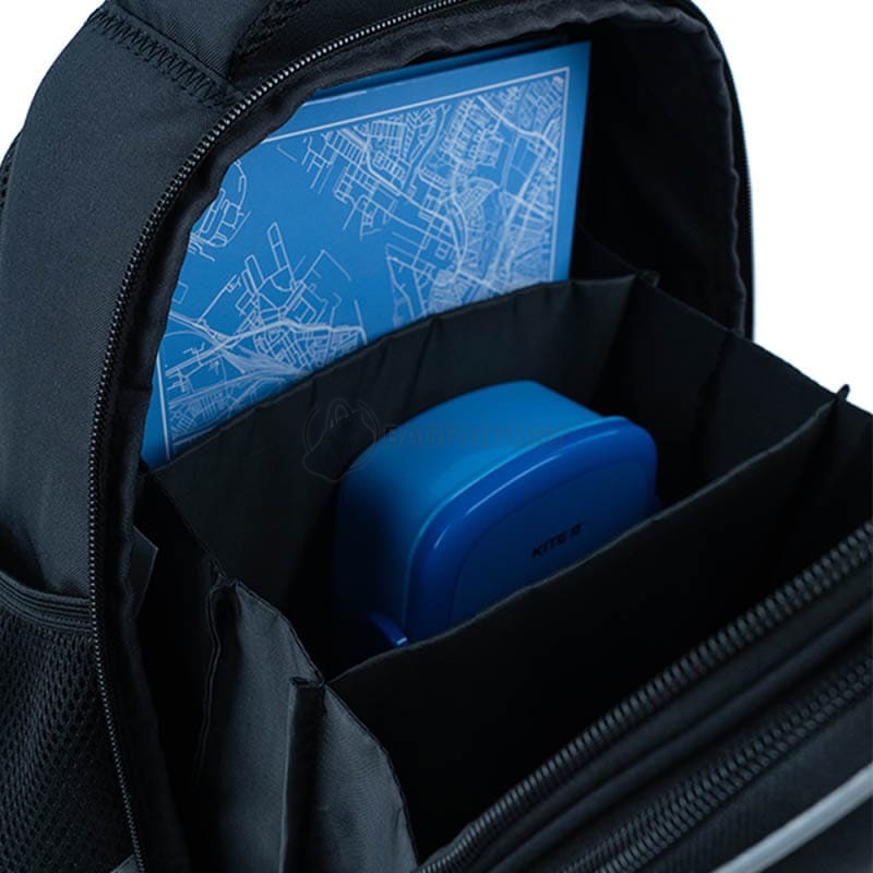 Шкільний напівкаркасний рюкзак GoPack Education Speed ​​Hunter Чорний 12л (GO24-165S-3)