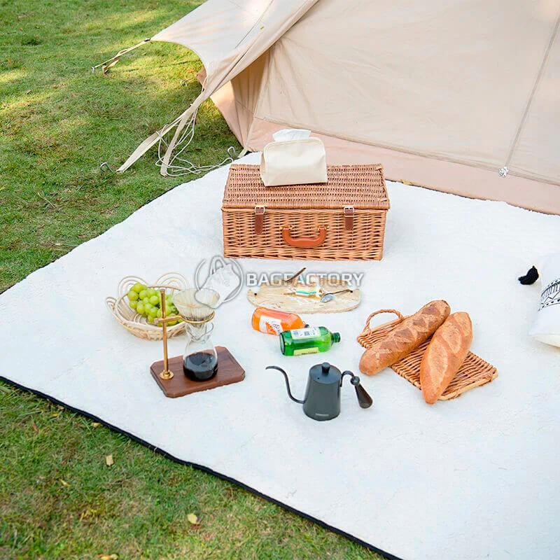 Туристический коврик Naturehike NH20FCD11 145х180 см вологозахисний Темно-зелений (6927595766156)