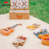 Килимок для пікніка Naturehike 270х395 CNH22DZ025 Бежевий (6975641885498)