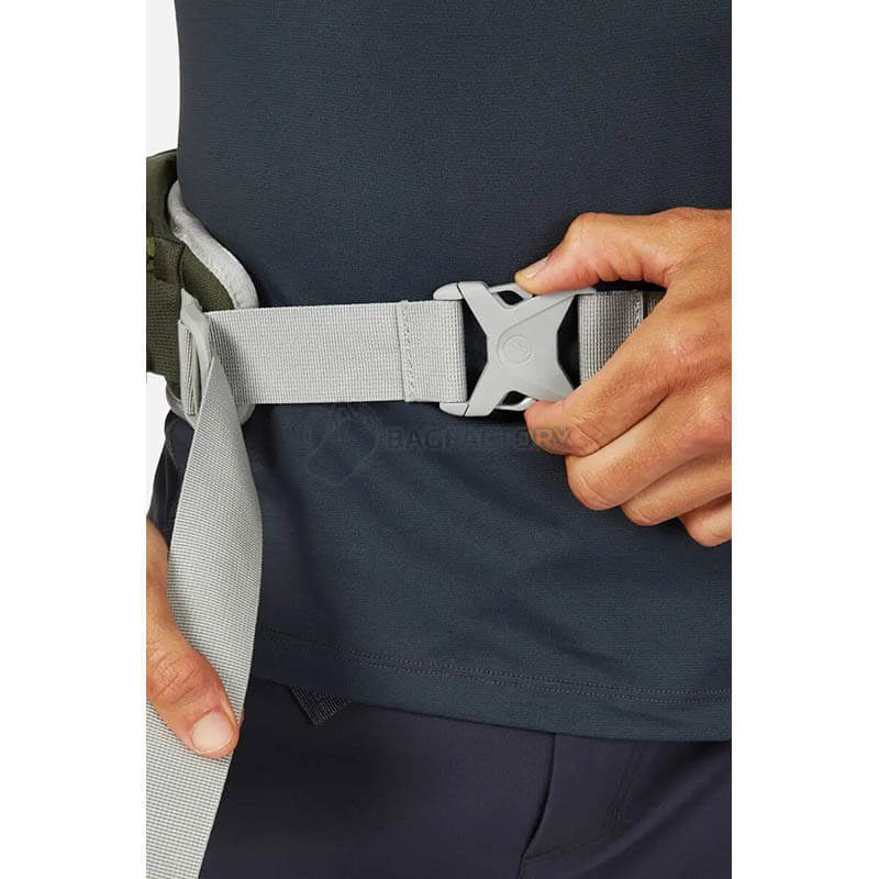 Туристичний рюкзак Lowe Alpine AirZone Trail Camino 37:42 Black/Anthracite M (LA FTF-39-BLA-MED)