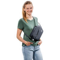 Поясна сумка через плече Deuter Passway 2л black (3900023 7000)