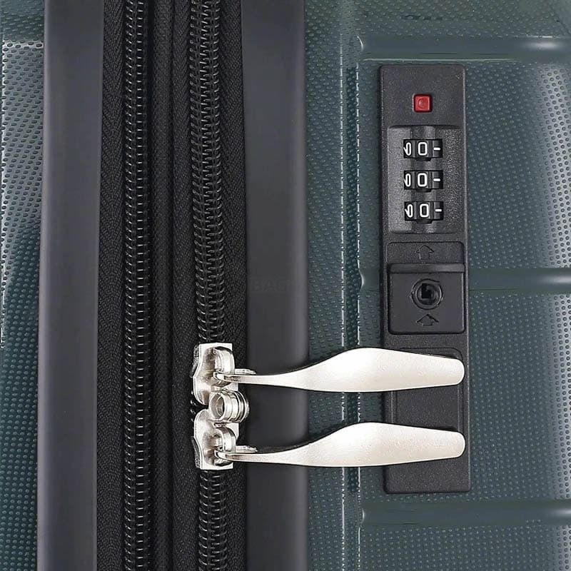 Валіза Semi Line 23