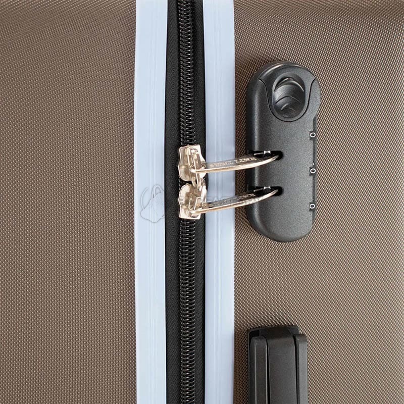 Валіза Semi Line 24