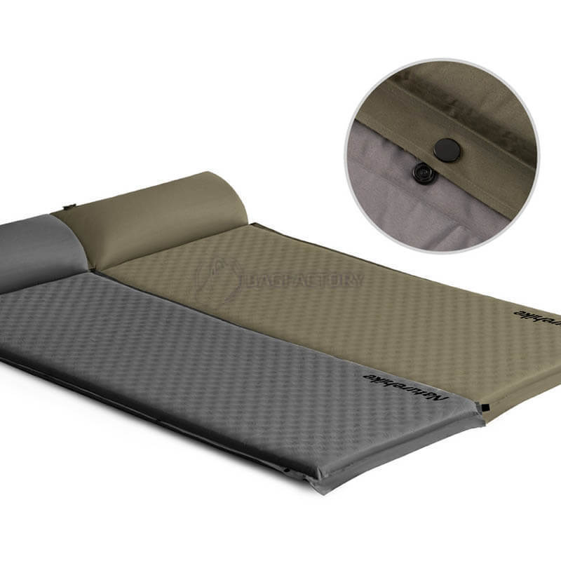 Туристичний килимок Naturehike CNK2300DZ014 30мм з подушкою темно-зелений 192 см (6976023923364)