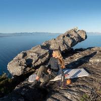 Туристичний килимок Naturehike CNK2300DZ013 35 мм світло-сірий 185 см (6976023926976)