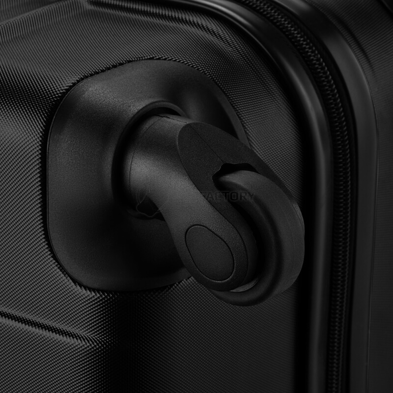 Валіза Wenger Amplar велика пластик 4 колеса 94 л чорна (653140)